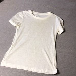White t-shirt